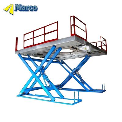 เครื่องยกอาคารแบบไฮดรอลิก Scissor Crane สําหรับการประกอบเทอร์ไบน์ Platform การทํางาน